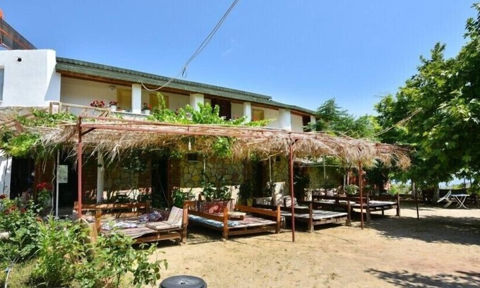 Edremit Hotel | Ikizler Konuk Evi