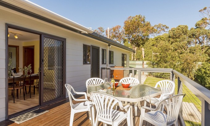 Port Elliot House | Ikumi 21 Mason Str Port Elliot