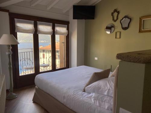Lezzeno Apartment | Il Molo Di Hotel Villa Aurora