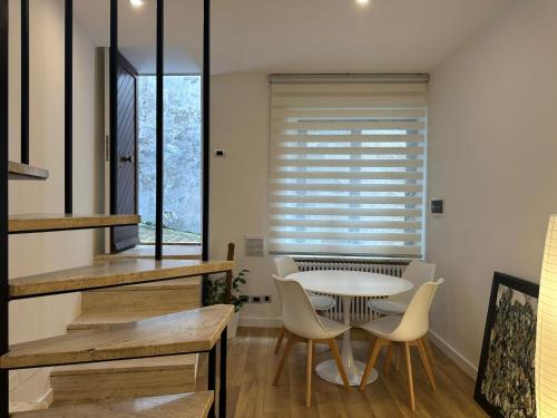 Ostra House | Il nido della rondine