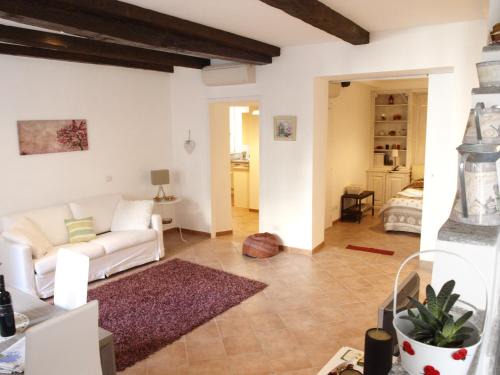 Rione V Ponte Apartment | Il Salotto di via Giulia