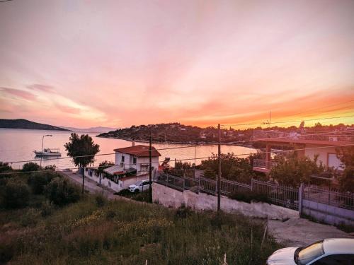 Salamis House | ILIAKTI RELAXING SEASIDE
