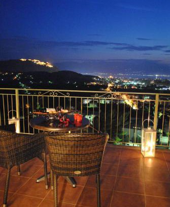 Aria House | Iliothea