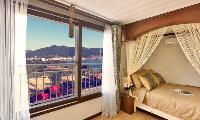 Pinari-gol House | Illua Pension