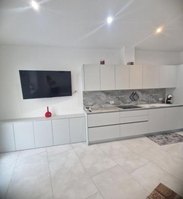 Cislago Apartment | Imeri