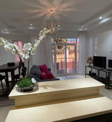 Barbican Apartment | Immaculate 1 bedroom-Liguanea