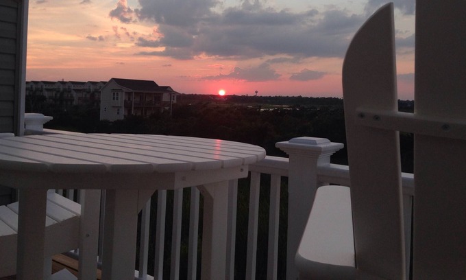 Surf City House | Immaculate 3 Bedroom 3 Bath Townhouse with Spectacular Views