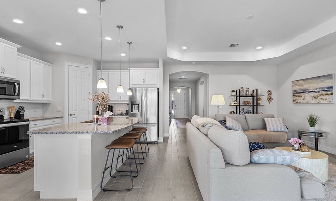 Mariner House | Immaculate 3-bedroom house in serene Cape Coral