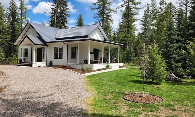 Martin City Cottage | Immaculate Farm Cottage on 40 Acres - Minutes from Glacier National Park