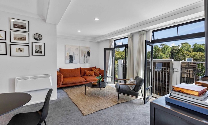 Parnell Apartment | Immaculate Parnell apartment