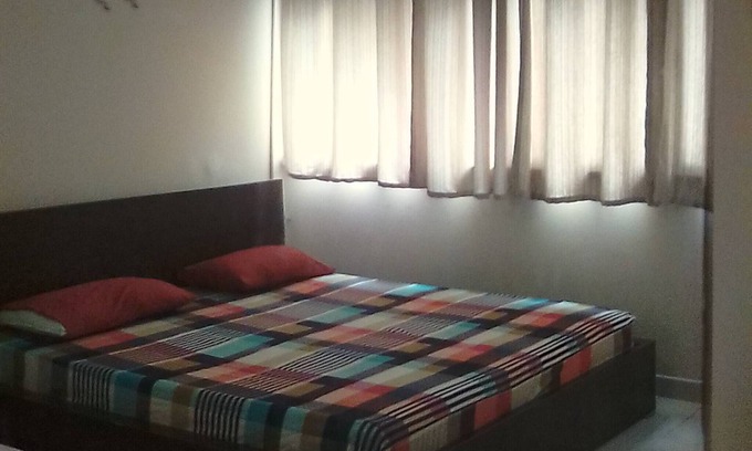 Ban Mai Bed & Breakfast | Impact Challenger Muang Thong Thani Apartment