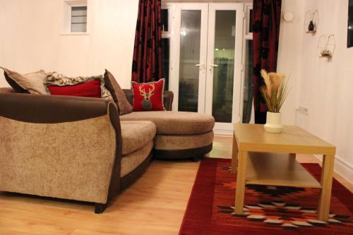 Dagenham Apartment | Impeccable spacious 1-Bed Apart in London Dagenham