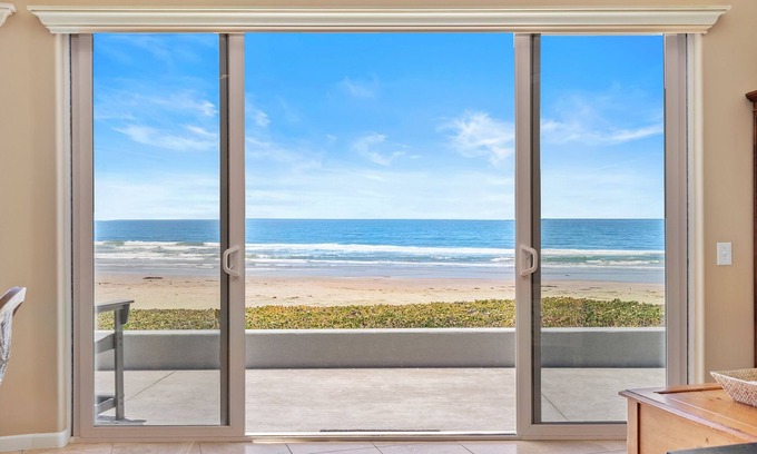 Morro Bay House | Impeccable Toro Lane Beachfront Home!
