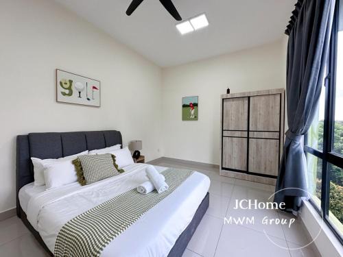Masai Apartment | Impian Senibong Family suites 2min to Permas Golf Club By MWM