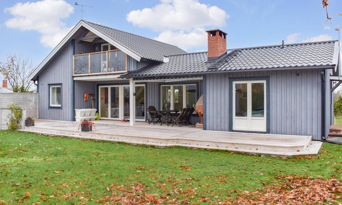 Borgholm Municipality House | In a beautiful island location overlooking the countryside, this spacious vacation home near the sea