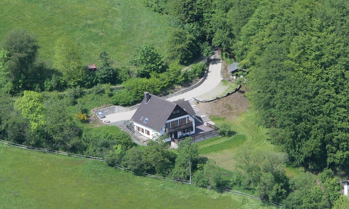 Medebach Villa | In der Waldemei - Seven Bedroom Villa, Sleeps 16