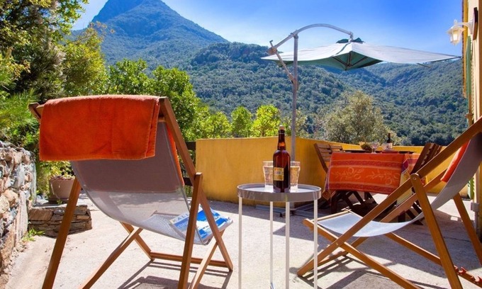 Olmeta di Capocorso Apartment | In Muntagna, apartment facing the mountains, hiking, river and beach