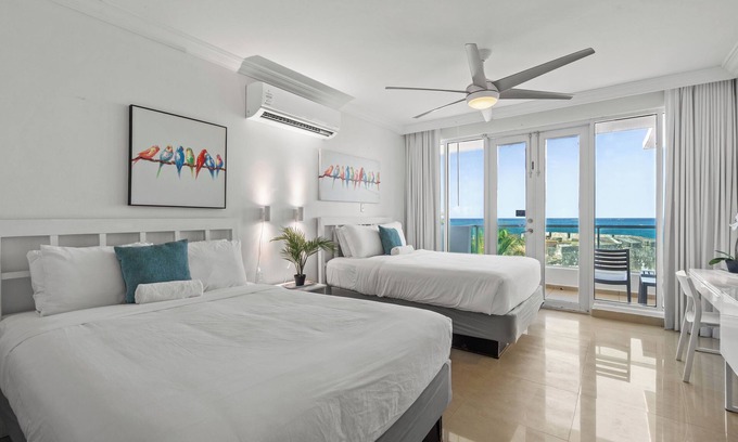 Puerta de Tierra Apartment | In Old San Juan | Apartment with Breathtaking Sea Views | Balcony
