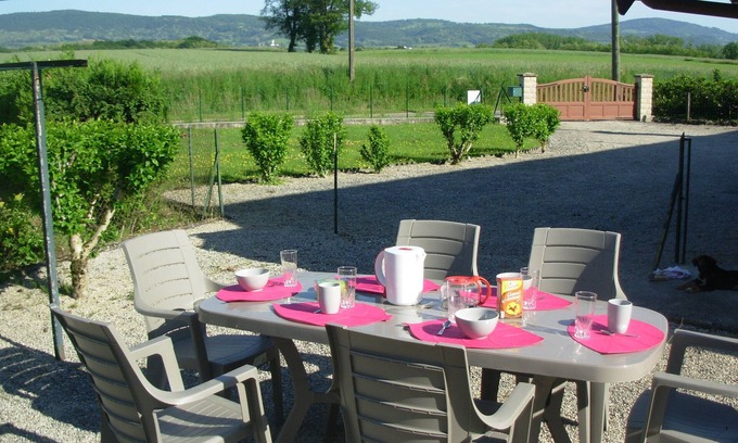 Flacey-en-Bresse Cottage | "In the happy days"