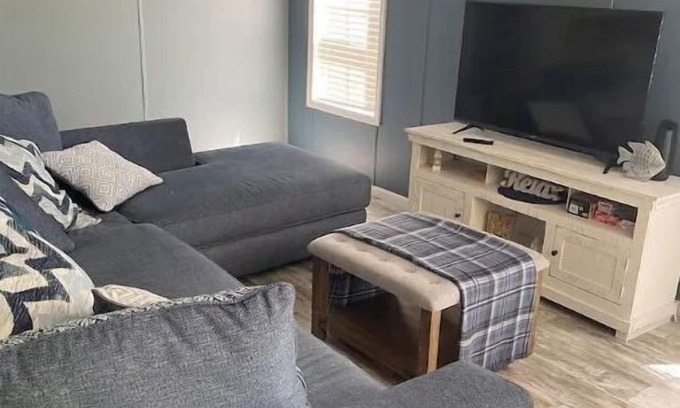 Homosassa Cottage | In the heart of Homosassa, close to all the local spots. Old Florida feeling.