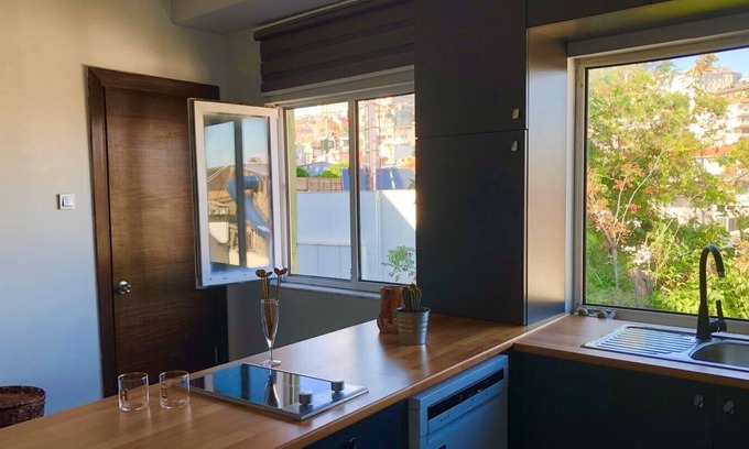 Inegeul Apartment | In the heart of İstanbul with a bosphorus view, near Taksim