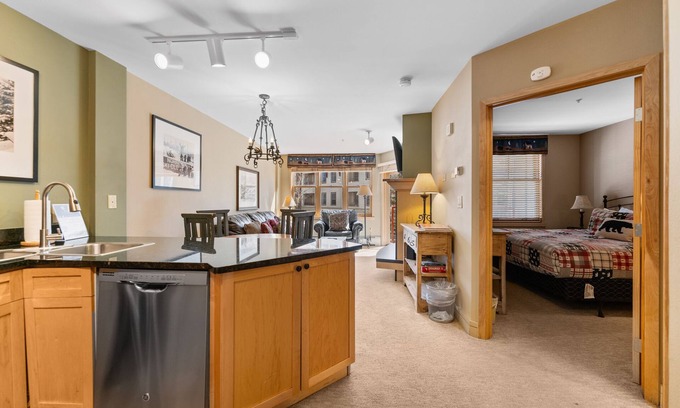 River Run Condo | In the Heart of River Run for Easy Access Walk to Shops, Dining & Gondola!