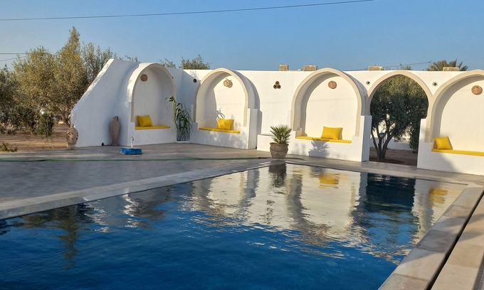 Houmet Souk Villa | In the heart of the olive groves villa la rose des sables
