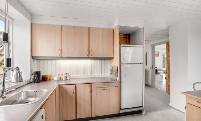 Skaerbaek Apartment | In the small village of Brøns Sogn welcomes you this spacious and bright vacation home.