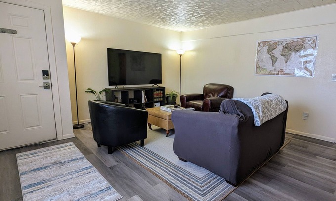 Fairbanks Apartment | In Town! Fully-equipped kitchen with spacious bedrooms. Free parking & WiFi!