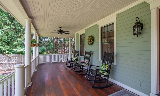 Saratoga Springs House | In -Town Renovated Luxury Family Retreat Available All Year