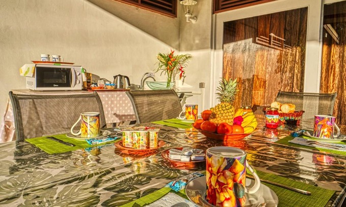 Arue Bed & Breakfast | Inaiti Lodge