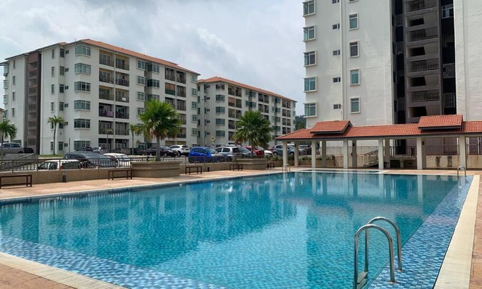 Bandar Puncak Alam Apartment | Inap Kayangan @ Puncak Alam with Swimming Pool