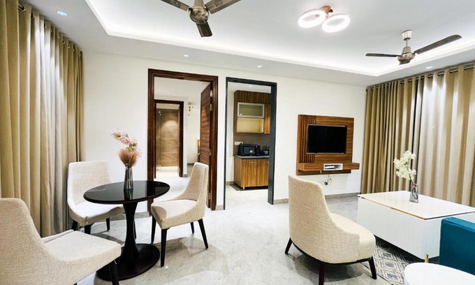 Gurugram Bed & Breakfast | Inception Residence