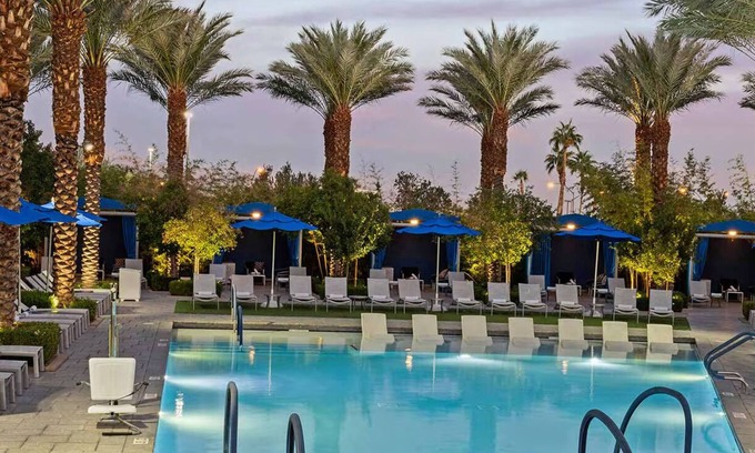 Las Vegas House | Incredible 1 bedroom unit at Club Wyndham Desert Blue for Formula 1 Race