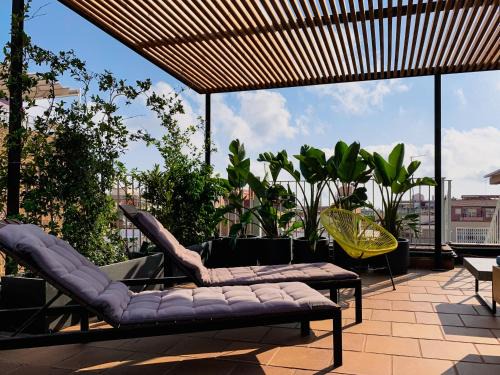 Sant Antoni Apartment | Incredible 2BR Penthouse with Urban Rooftop Garden