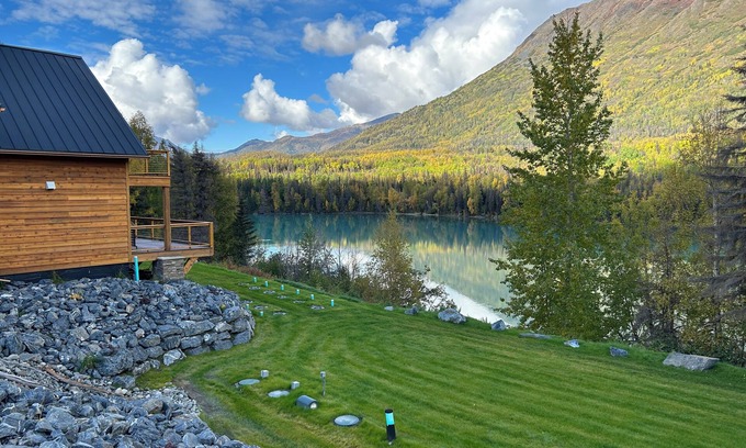 Cooper Landing House | Incredible Luxury Cabin with Spectacular Views in Cooper Landing