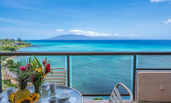 Kahana Condo | Incredible Oceanfront Corner Penthouse, 3B/3Ba, 2700 sq ft, NEW remodel!