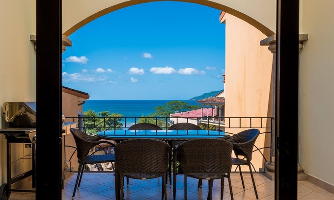 Tamarindo Condo | Incredible penthouse with ocean view - Steps from Tamarindo Beach