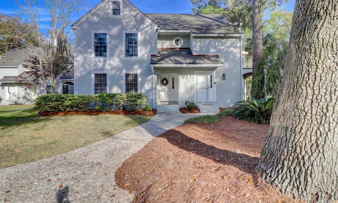 Shipyard Plantation Villa | Incredible villa with pool and tennis access, central AC, and on-site golf