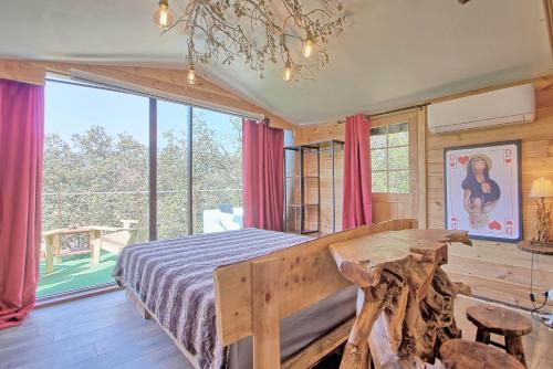 Sollies-Toucas Ski Chalet | incroyable cabane perchée avec spa et vue panoramique au calme Le Mas des faraches