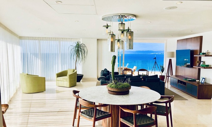 Amapas Condo | INDAH SKIES #7D by Sayan, Conchas Chinas, Custom! 46 private Residences, Staff