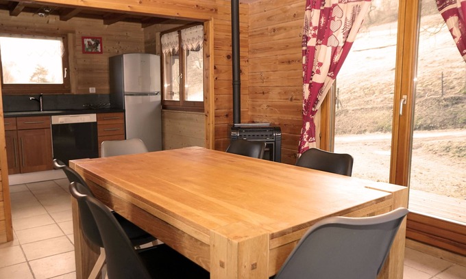 Dommartin-les-Remiremont Cottage | Independent chalet with Jacuzzi Private Sauna
