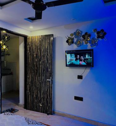 New Delhi Apartment | Independent 1 Bhk flat in New Delhi