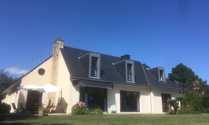 Tregunc Villa | Independent big recent house, 400m from fine sandy beaches in Southern Finistere
