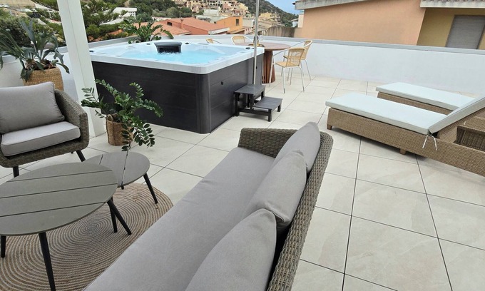 Villasimius House | Independent flat Via del Mare 34 centre Villasimius