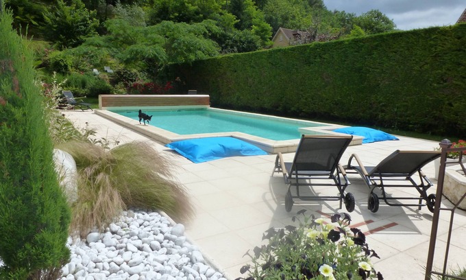 Carlux House | Independent house with heated pool (Perigord Noir hamlet)