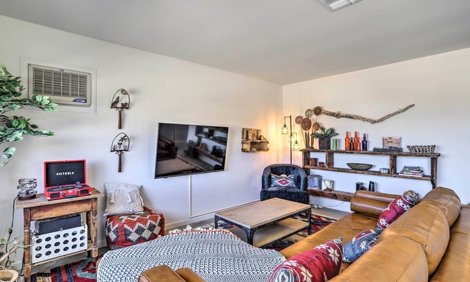 Twentynine Palms House | Indie-Eclectic Desert Home w/Hot Tub + Patio