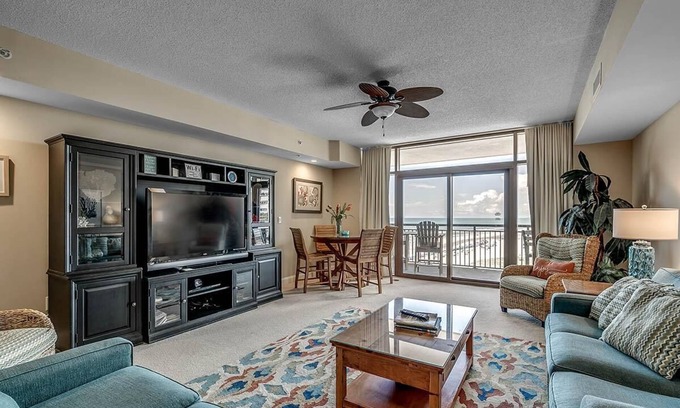 Windy Hill Condo | Indigo Tower: Luxurious Oceanfront 4 Bdrm Paradise