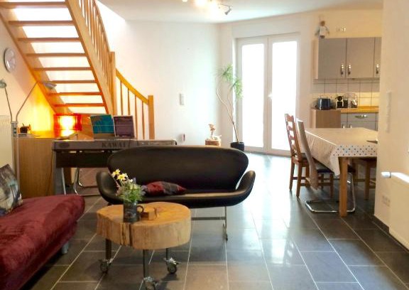Weckhoven Apartment | Individuell Wohnen Loft-Charakter im Innenhof