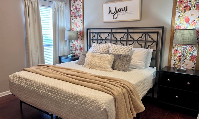 Table Rock Condo | Indoor/Outdoor Pools-Close to Activities-Gated Community